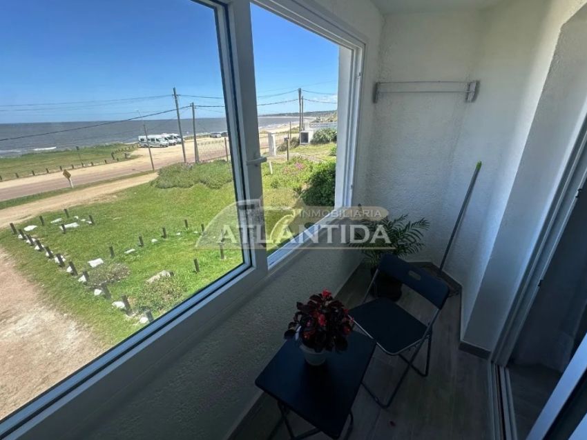 Foto de Venta De Apartamento A Estrenar, Frente A La Rambla De Atl&aacute;ntida, Balc&oacute;n, 2 Dorm, 1 Ba&ntilde;o. Inm Atl&aacute;ntida.
