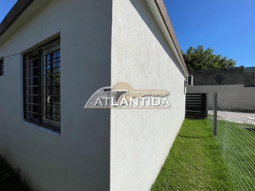 Foto de Casa En Venta En Lagomar Sur. Inmobiliaria Atl&aacute;ntida!